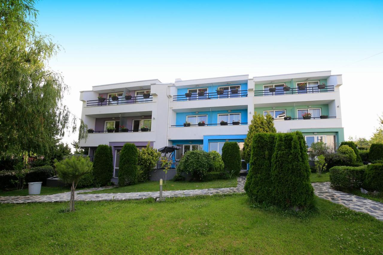 Stayinn Rainbow Houses Beachfront By Asteri Hotels Slantschew brjag Exterior foto