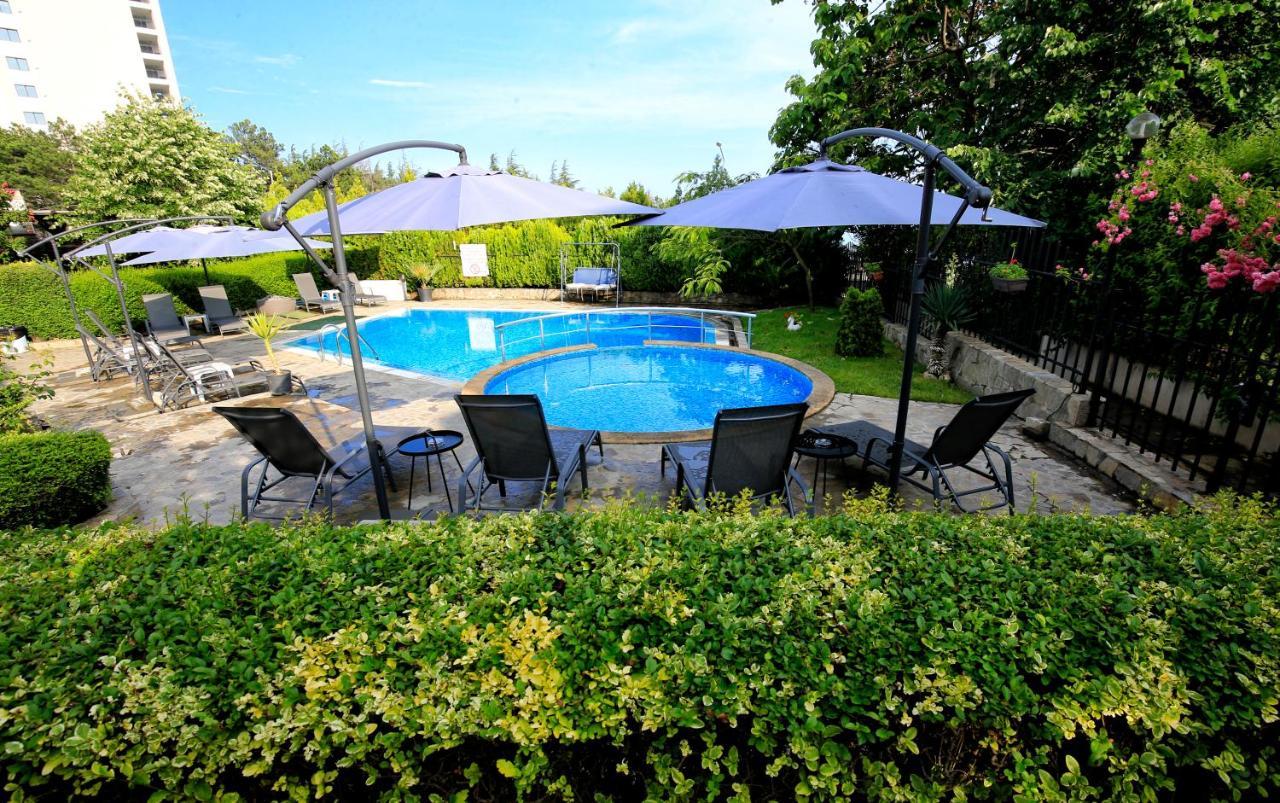Stayinn Rainbow Houses Beachfront By Asteri Hotels Slantschew brjag Exterior foto