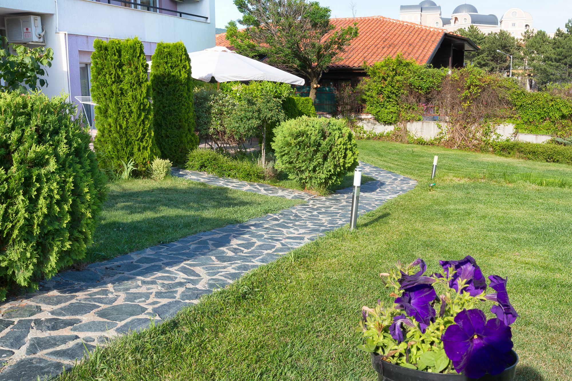 Stayinn Rainbow Houses Beachfront By Asteri Hotels Slantschew brjag Exterior foto